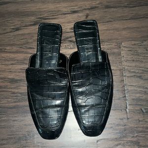Zara Croc Embossed Black Mules